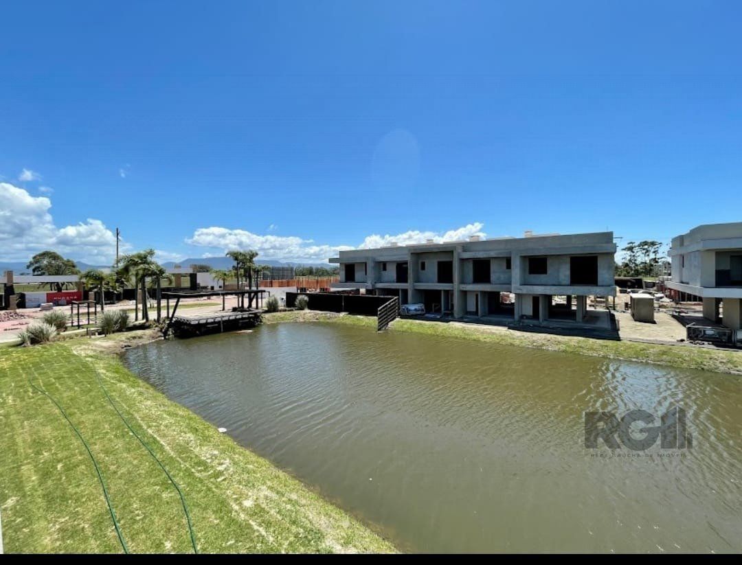 Casa de Condomínio à venda com 3 quartos, 143m² - Foto 1