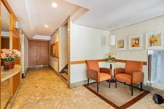 Apartamento à venda com 2 quartos, 103m² - Foto 4