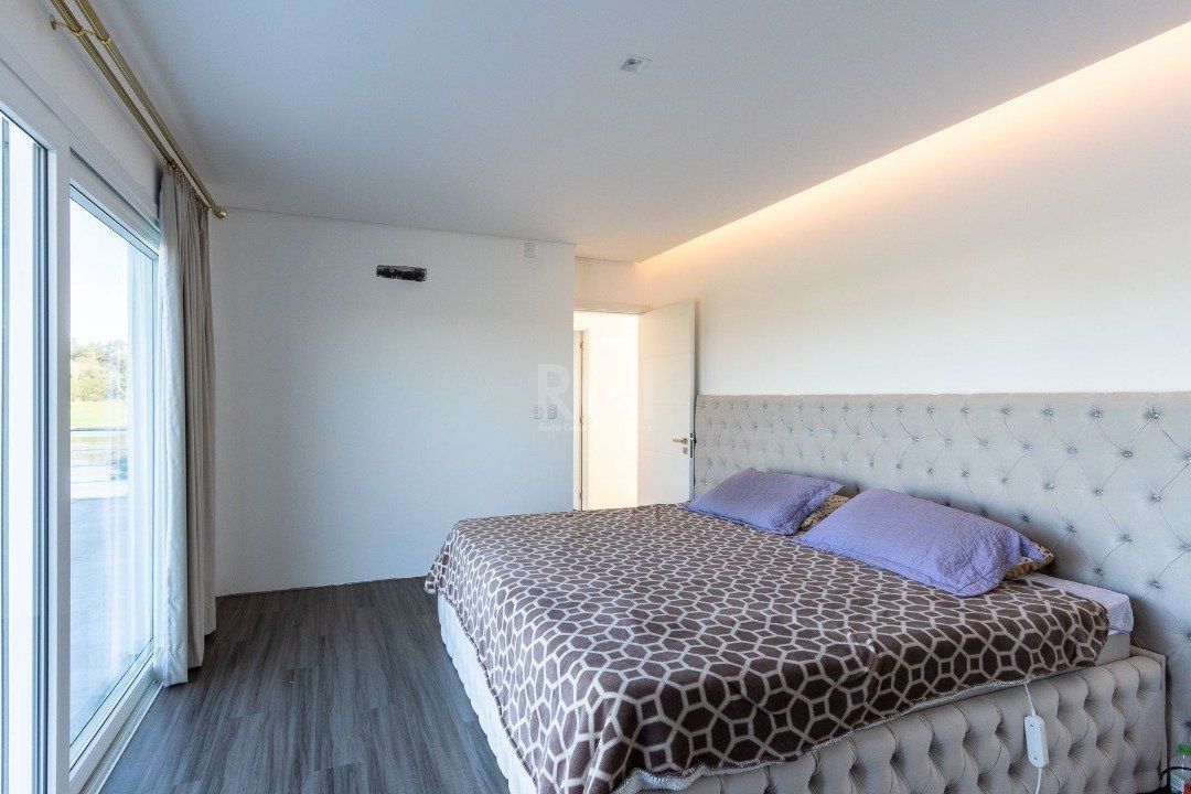 Casa de Condomínio à venda com 5 quartos, 388m² - Foto 32
