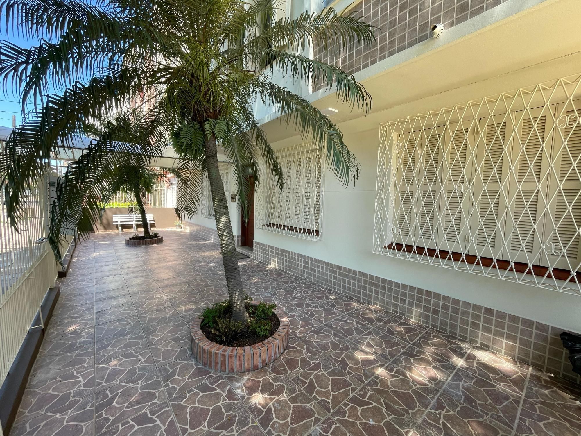 Apartamento à venda com 2 quartos, 83m² - Foto 3