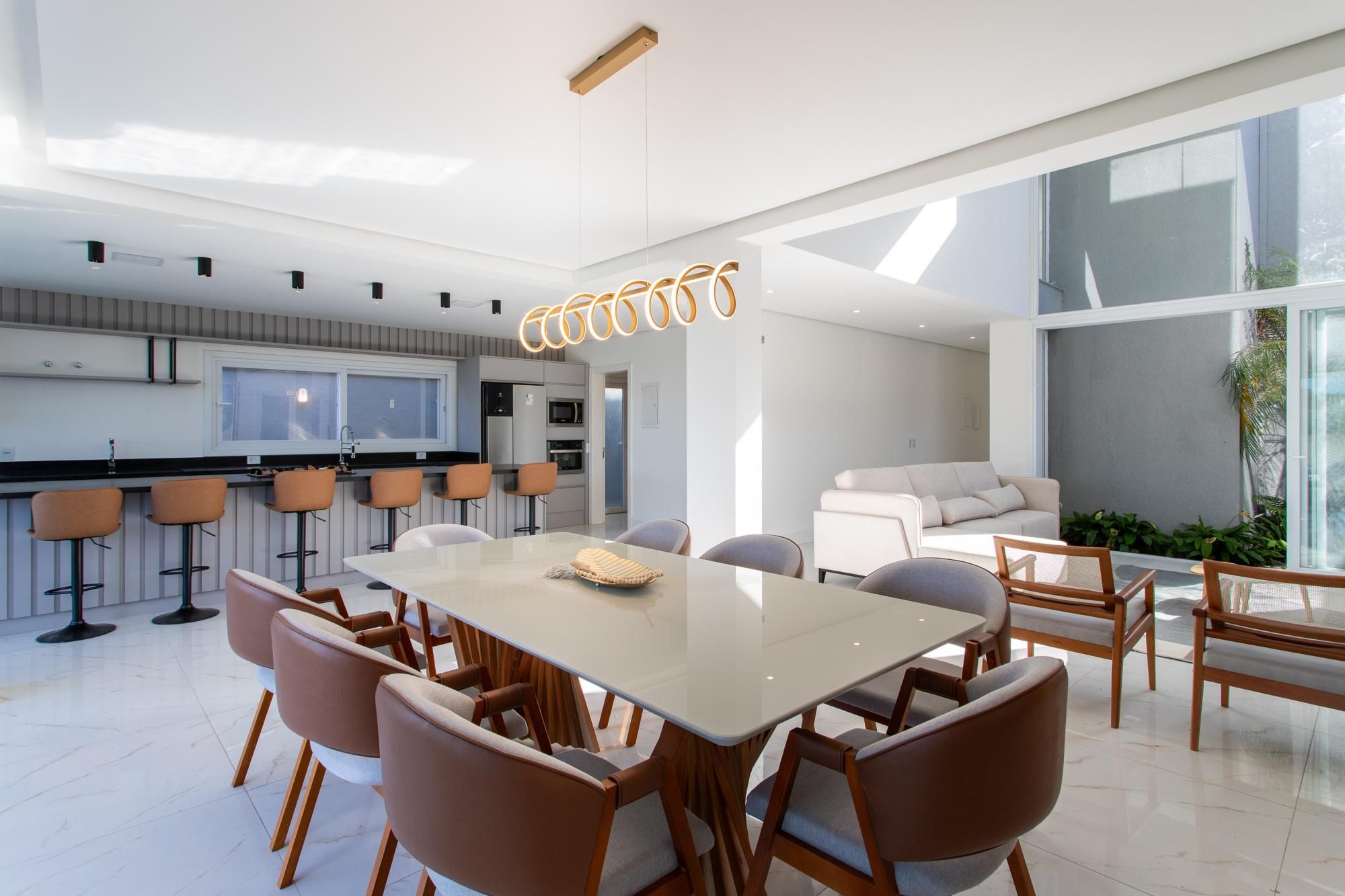 Casa de Condomínio à venda com 4 quartos, 297m² - Foto 23