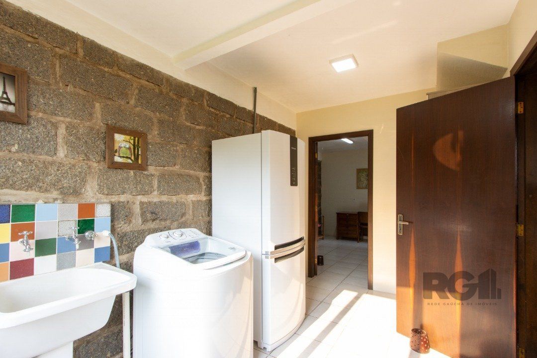 Casa à venda com 3 quartos, 220m² - Foto 33