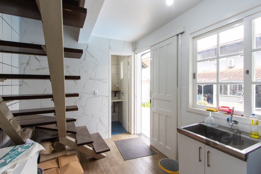 Casa à venda com 4 quartos, 306m² - Foto 31