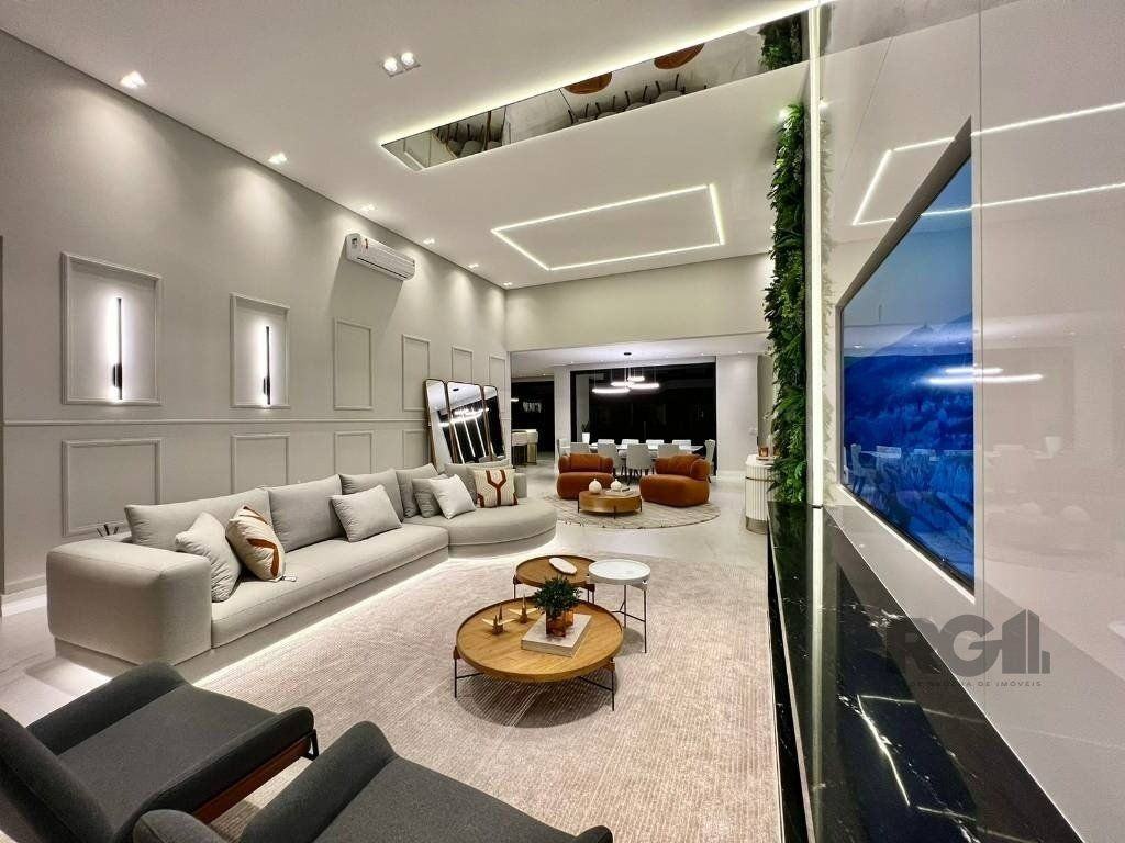 Casa de Condomínio à venda com 4 quartos, 243m² - Foto 4