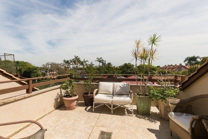 Casa de Condomínio à venda com 3 quartos, 219m² - Foto 29