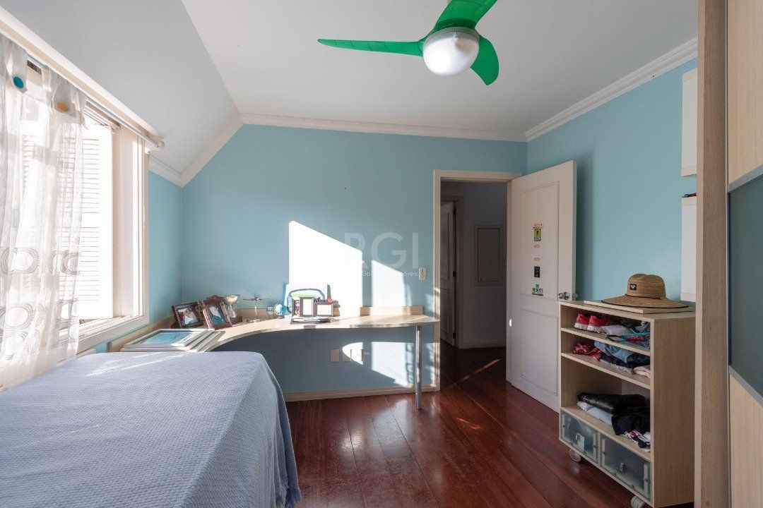 Casa de Condomínio à venda com 3 quartos, 322m² - Foto 32