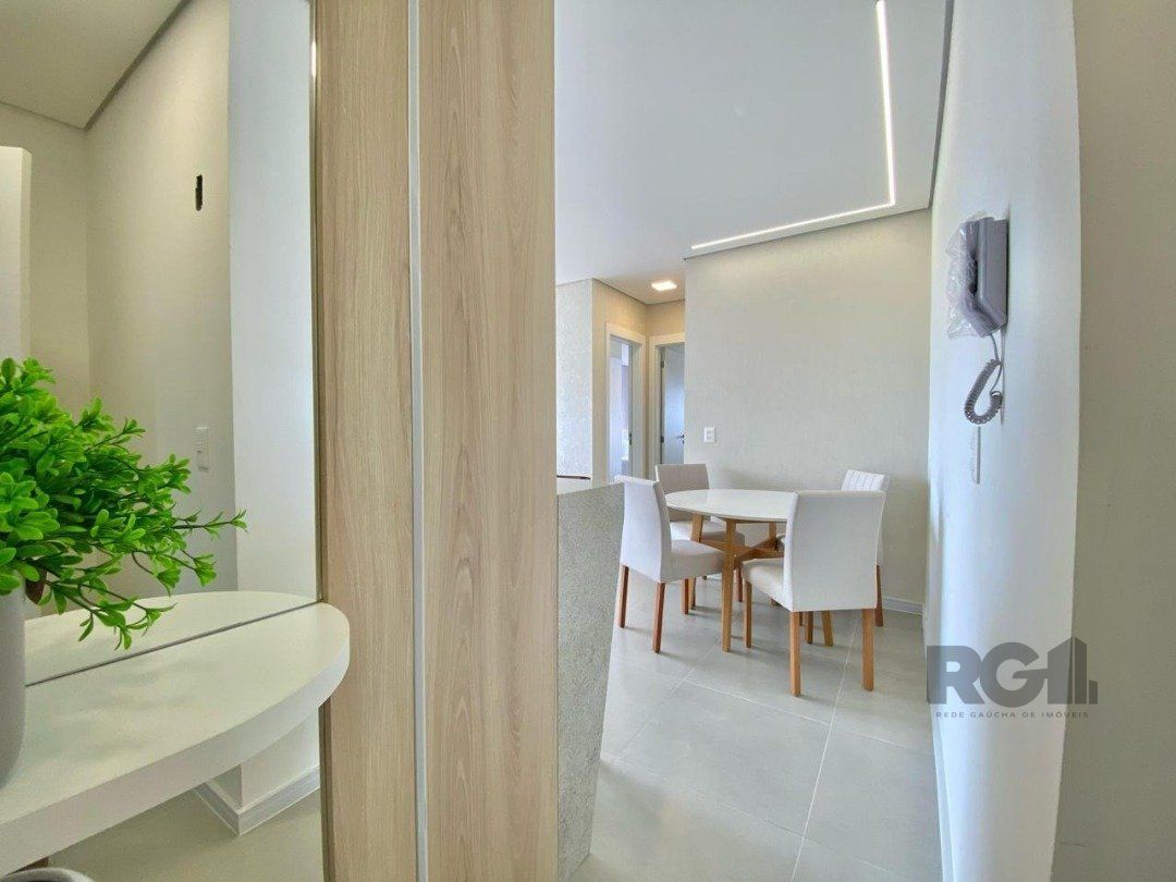 Apartamento à venda com 2 quartos, 58m² - Foto 1