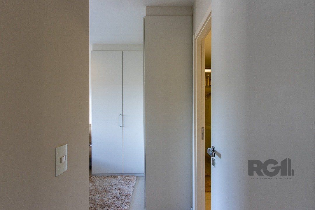 Apartamento à venda com 2 quartos, 70m² - Foto 31