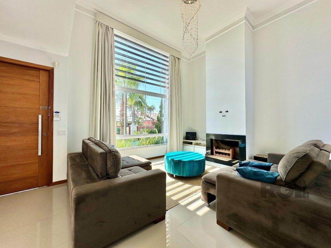 Casa, 3 quartos, 250 m² - Foto 2