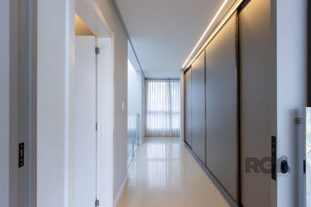 Casa de Condomínio à venda com 4 quartos, 350m² - Foto 53