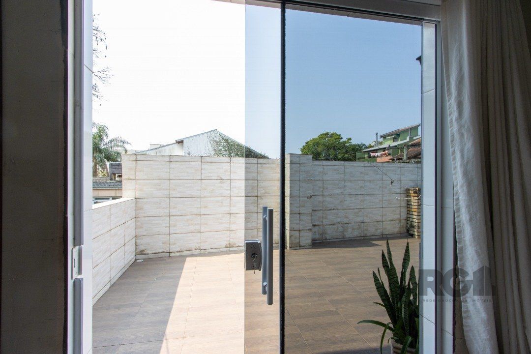 Casa à venda com 6 quartos, 288m² - Foto 41