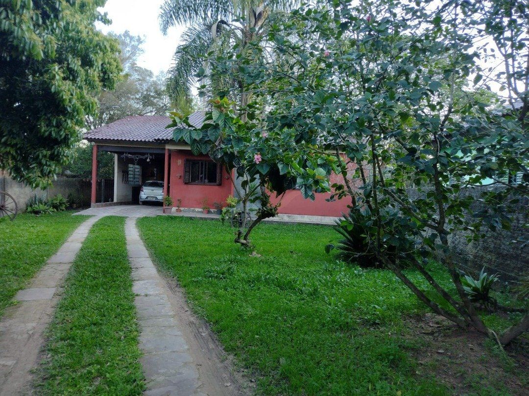 Casa à venda com 3 quartos, 281m² - Foto 1