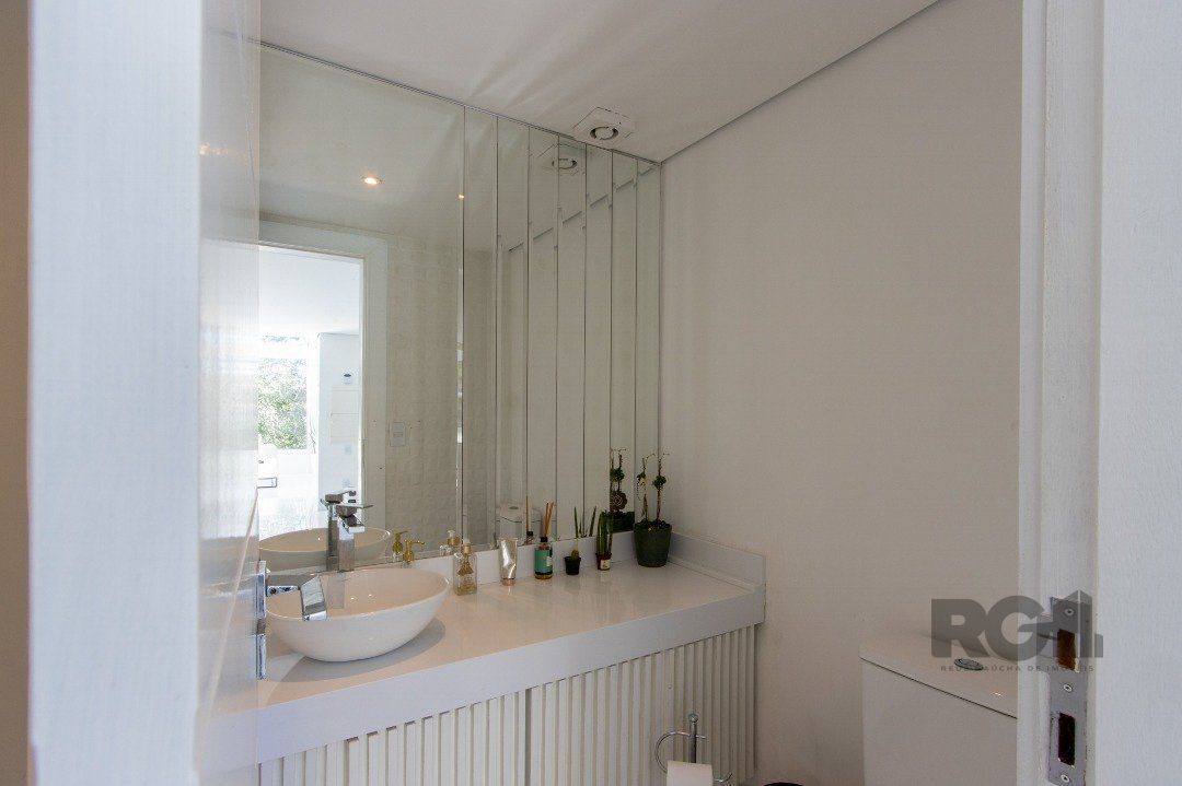 Casa à venda com 2 quartos, 430m² - Foto 4