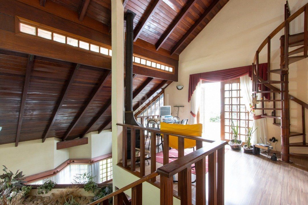 Casa à venda com 5 quartos, 250m² - Foto 38