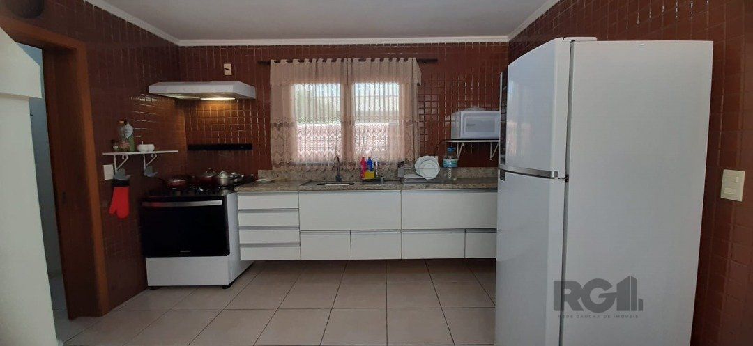 Casa de Condomínio à venda com 4 quartos, 246m² - Foto 12