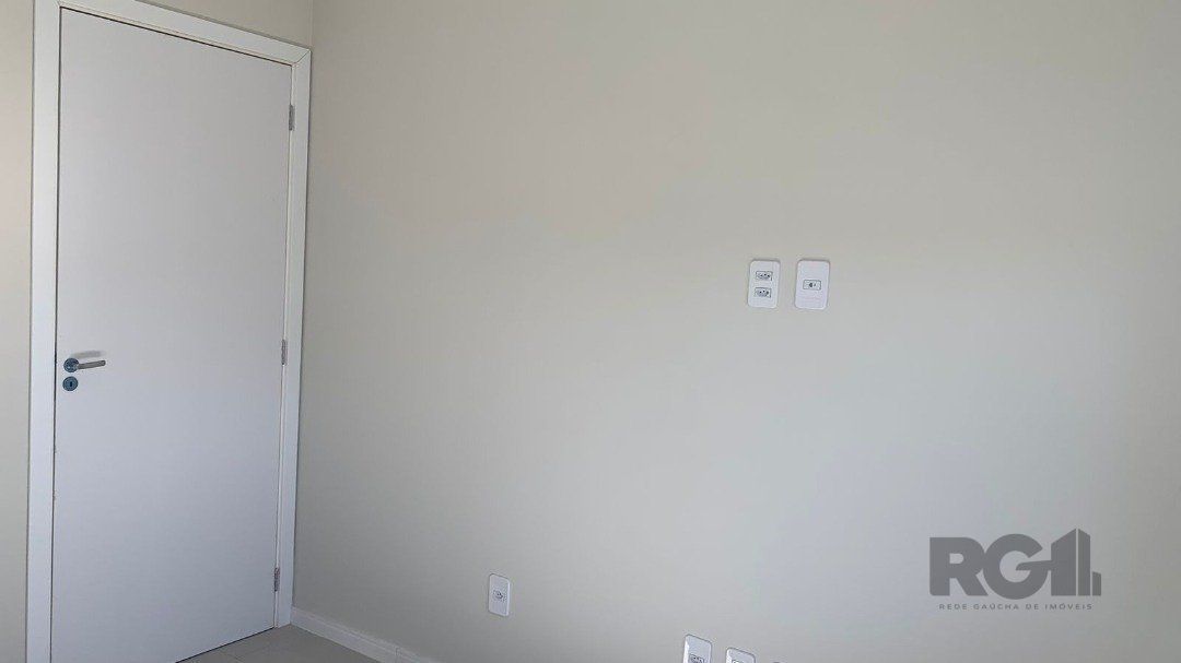 Casa à venda com 3 quartos, 85m² - Foto 11
