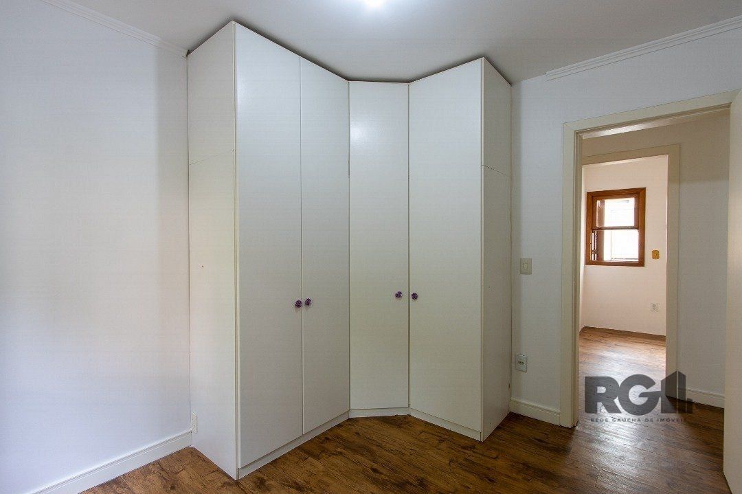 Apartamento à venda com 3 quartos, 137m² - Foto 25