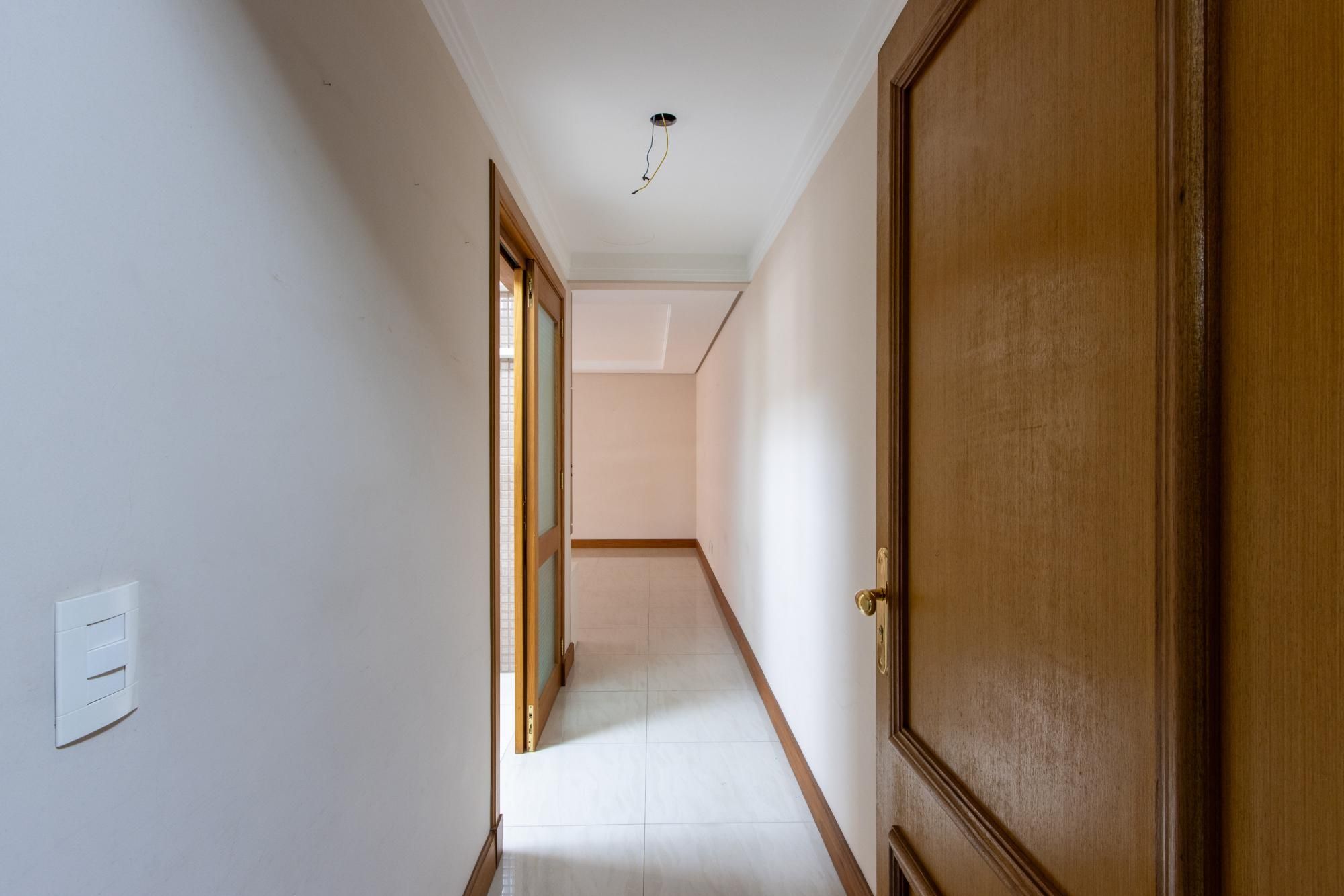 Amplo apartamento 3 quartos, 3 vagas