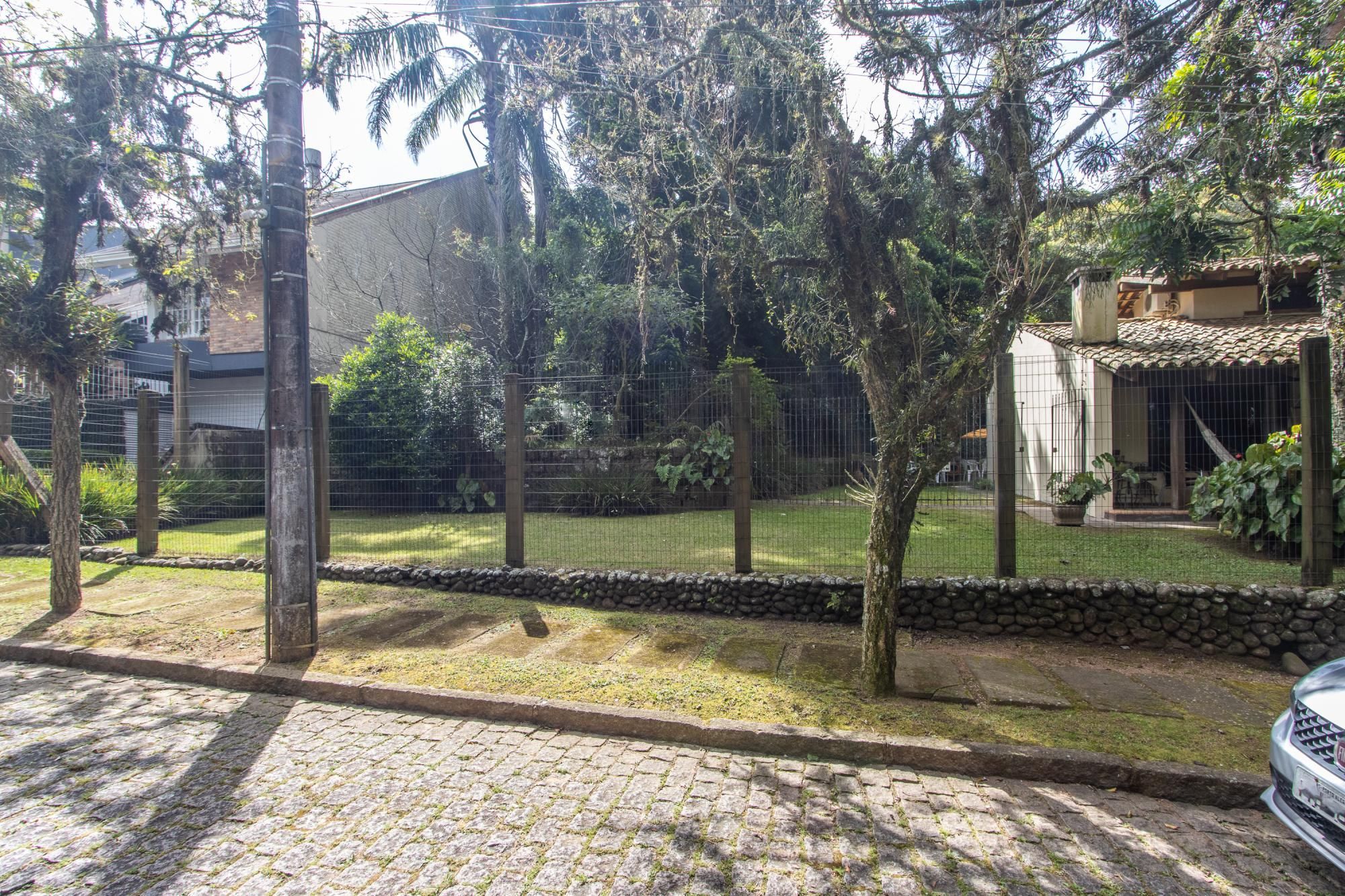 Terreno amplo em Ipanema