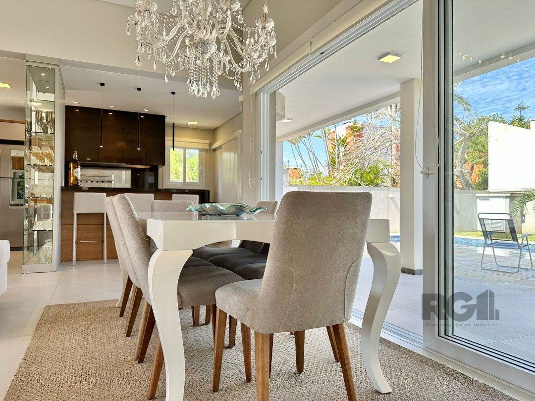 Casa, 4 quartos, 260 m² - Foto 11