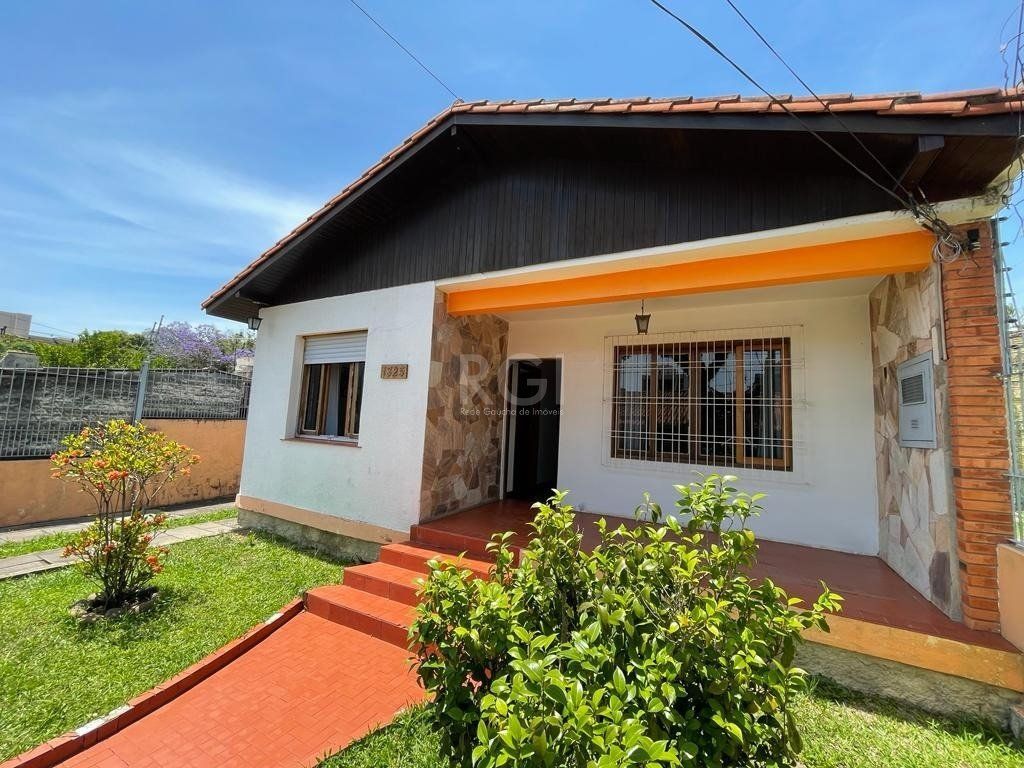 Casa, 3 quartos, 254 m² - Foto 1