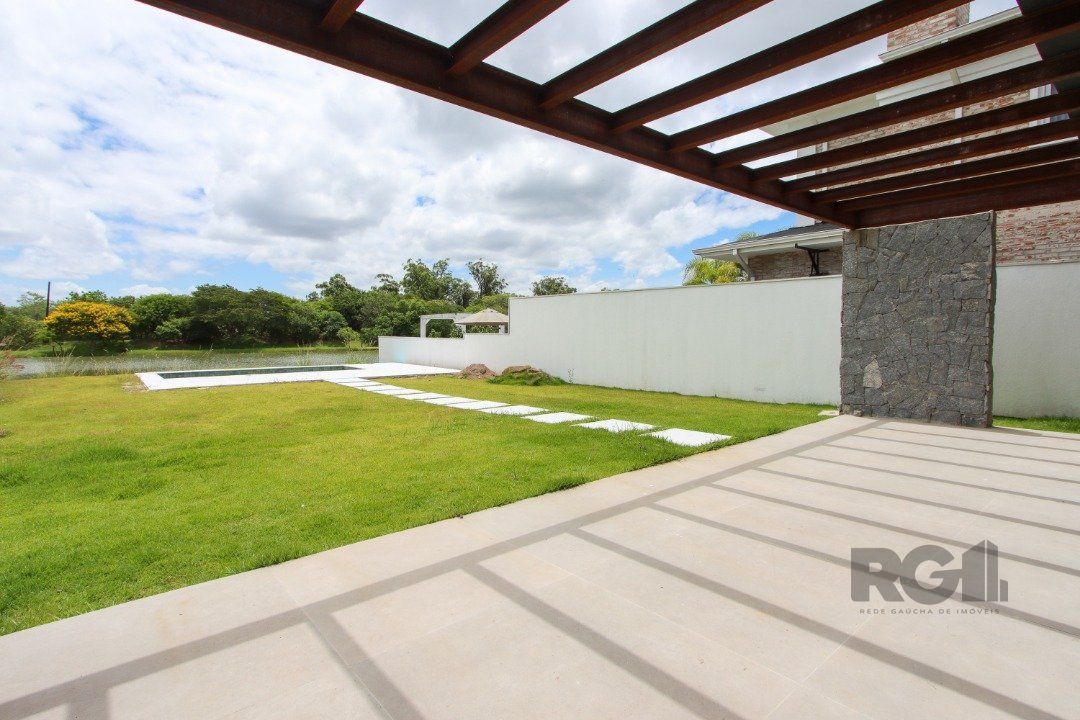Casa de Condomínio à venda com 4 quartos, 300m² - Foto 22