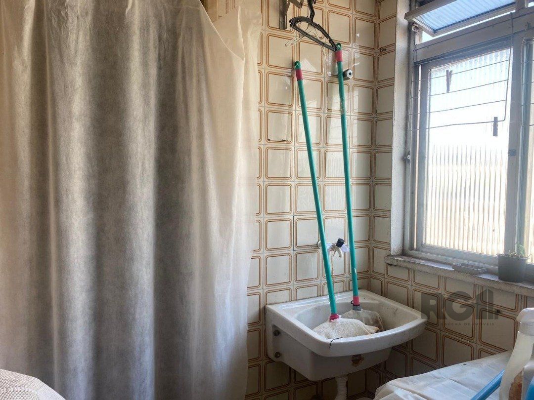 Apartamento à venda com 2 quartos, 61m² - Foto 16
