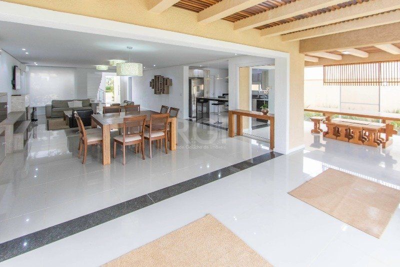 Casa de Condomínio à venda com 4 quartos, 320m² - Foto 8