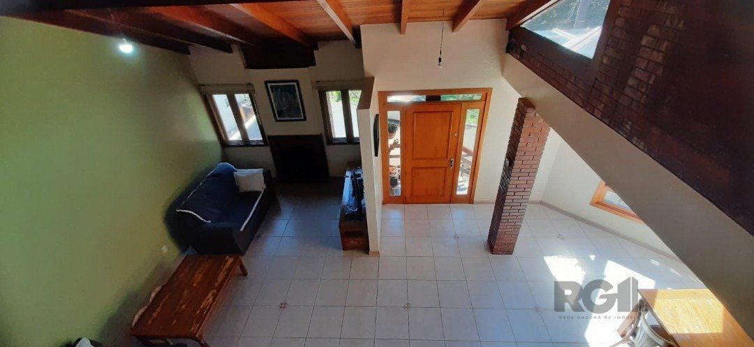 Casa de Condomínio à venda com 4 quartos, 246m² - Foto 3