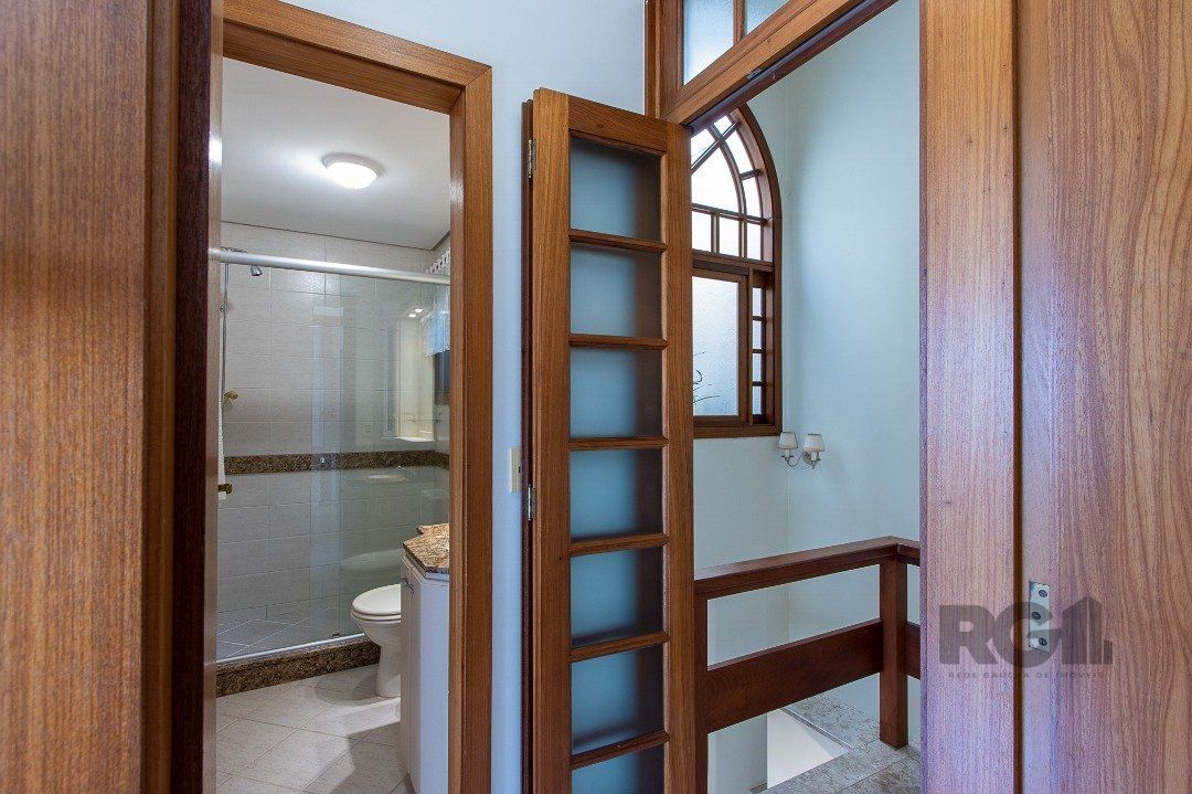 Casa de Condomínio à venda com 4 quartos, 216m² - Foto 42