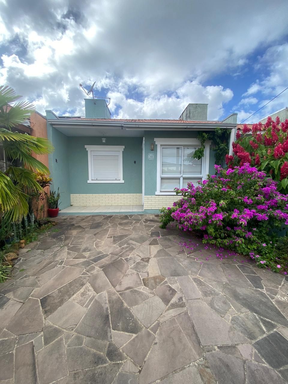 Casa de Condomínio 2 dormitórios no bairro Hípica