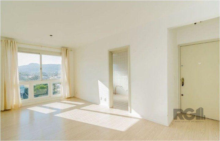 Apartamento à venda com 2 quartos, 72m² - Foto 2