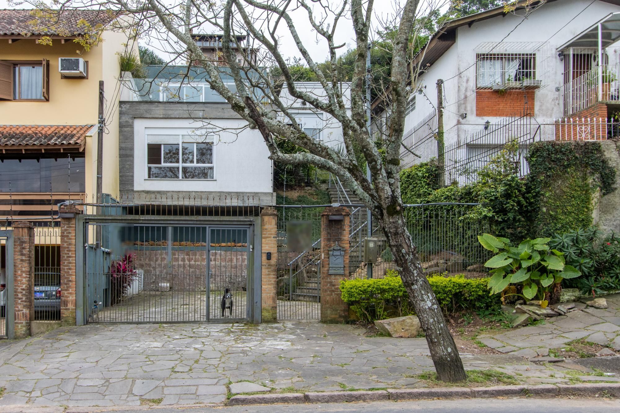 Casa em condomínio 3dorm., 1 suíte, closet -  bairro Teresópolis