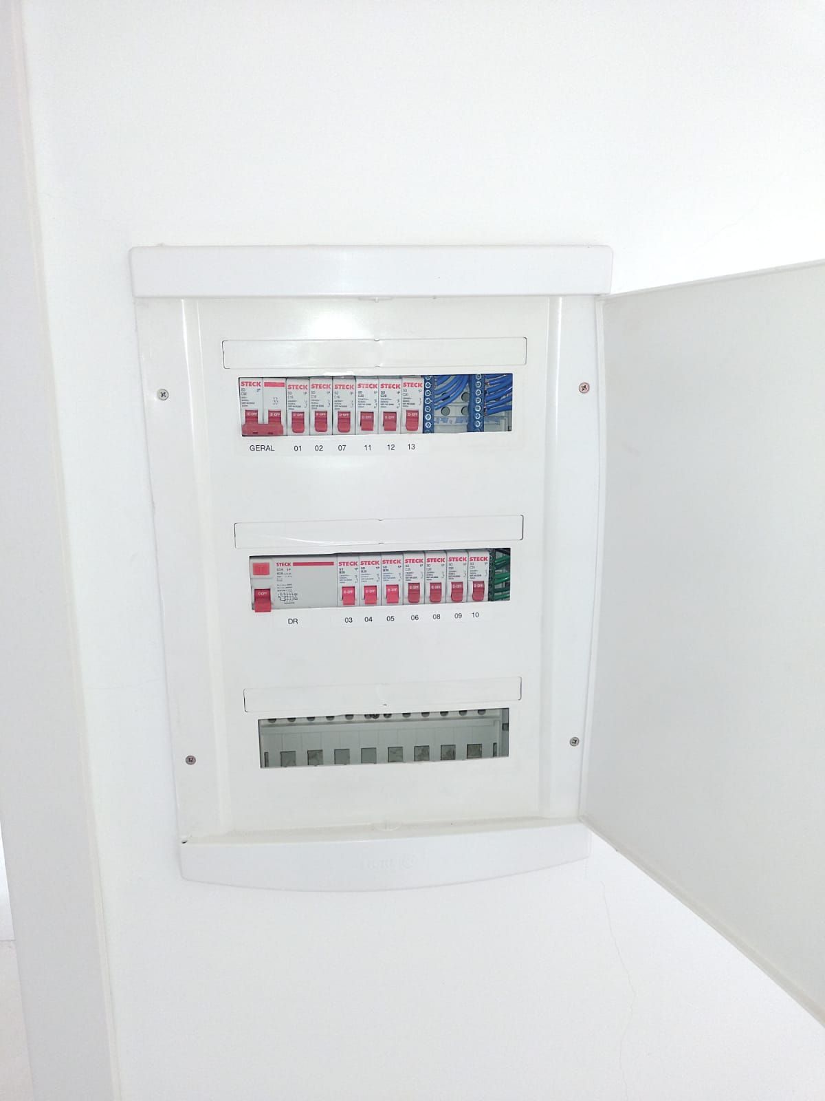 Apartamento à venda com 2 quartos, 100m² - Foto 25