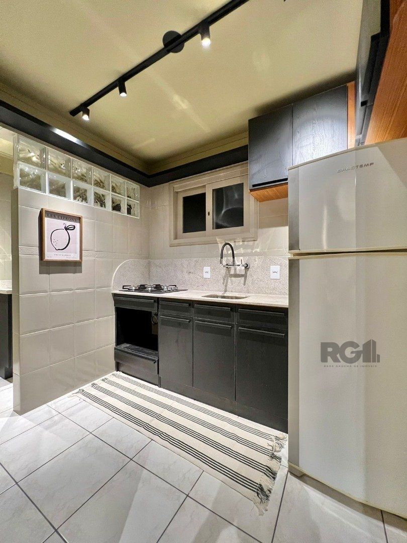Apartamento à venda com 2 quartos, 65m² - Foto 11