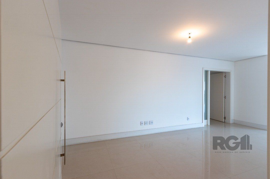 Apartamento à venda com 3 quartos, 177m² - Foto 9