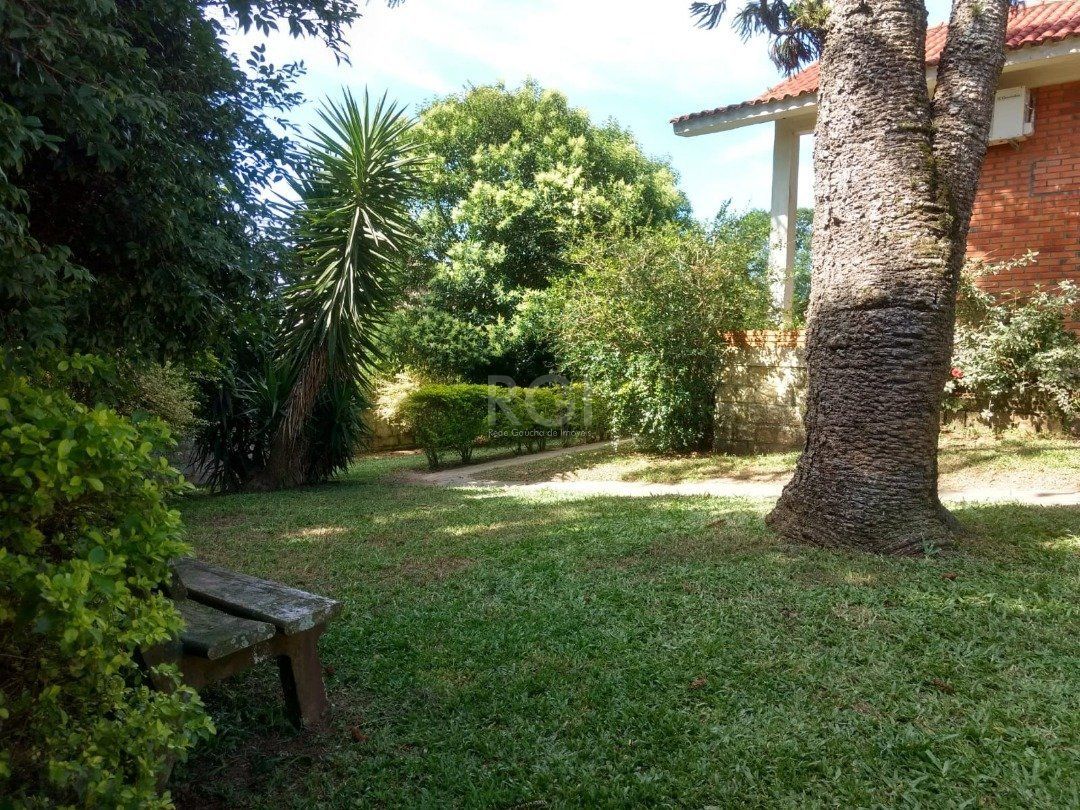 Casa à venda com 3 quartos, 250m² - Foto 36
