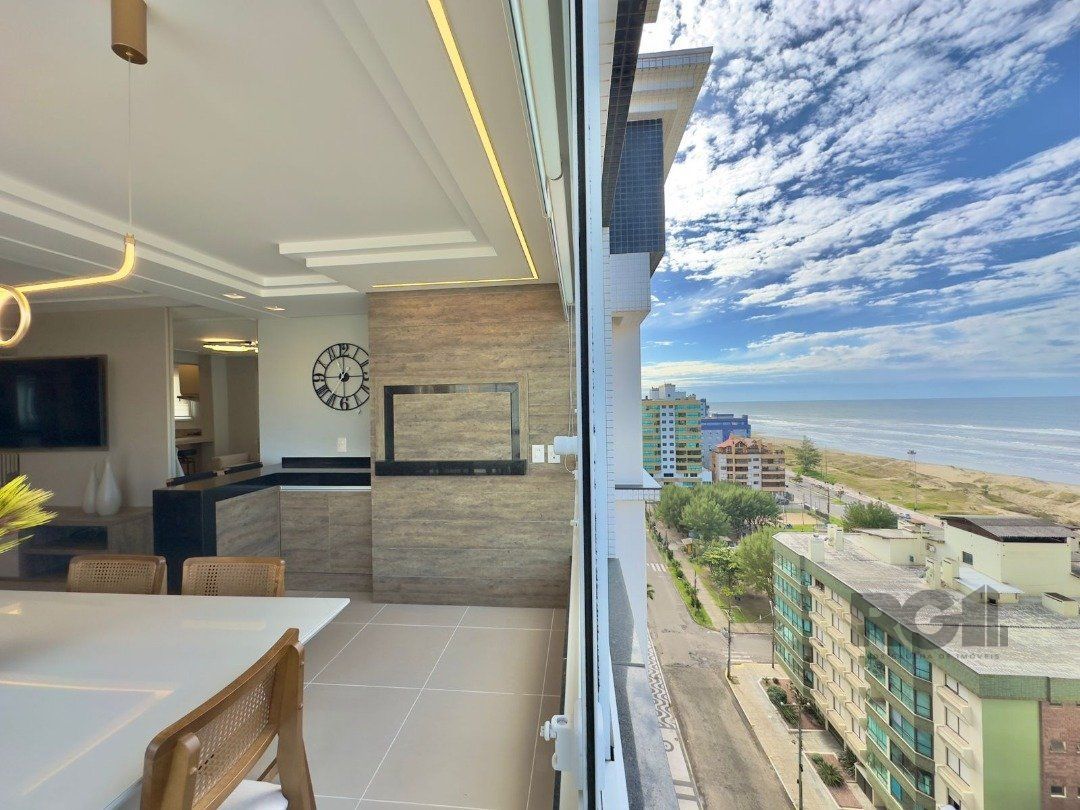 Apartamento à venda com 3 quartos, 76m² - Foto 3