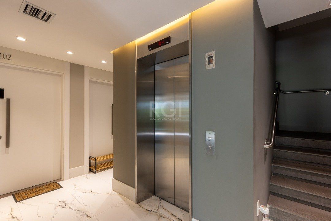 Apartamento à venda com 3 quartos, 146m² - Foto 4