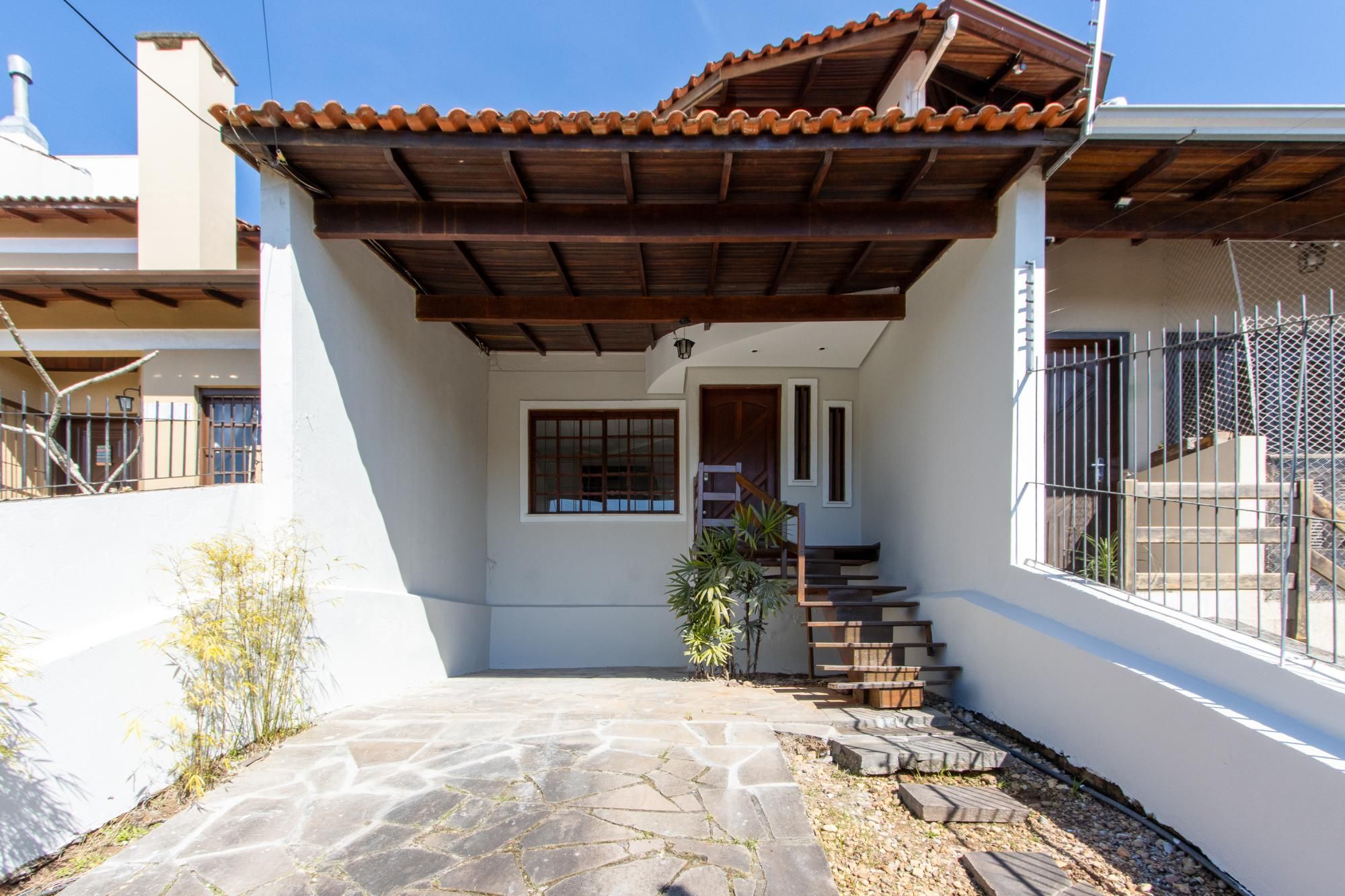 Casa para Venda - 134.92m², 3 dormitórios, sendo 1 suites, 2 vagas - Ipanema
