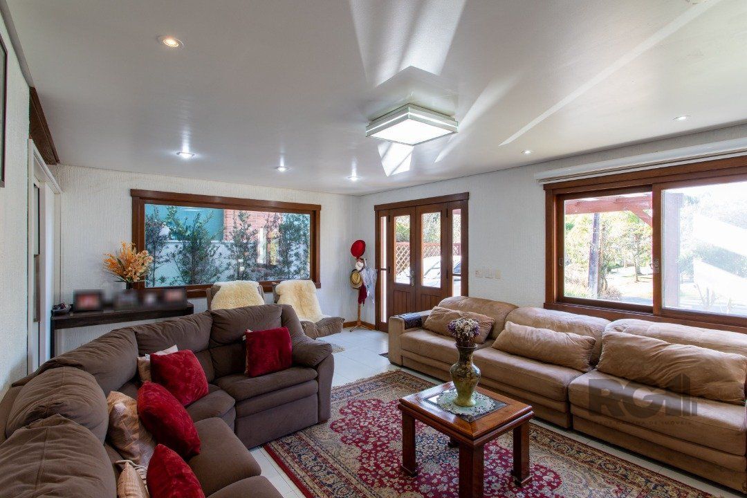Casa de Condomínio à venda com 4 quartos, 226m² - Foto 7