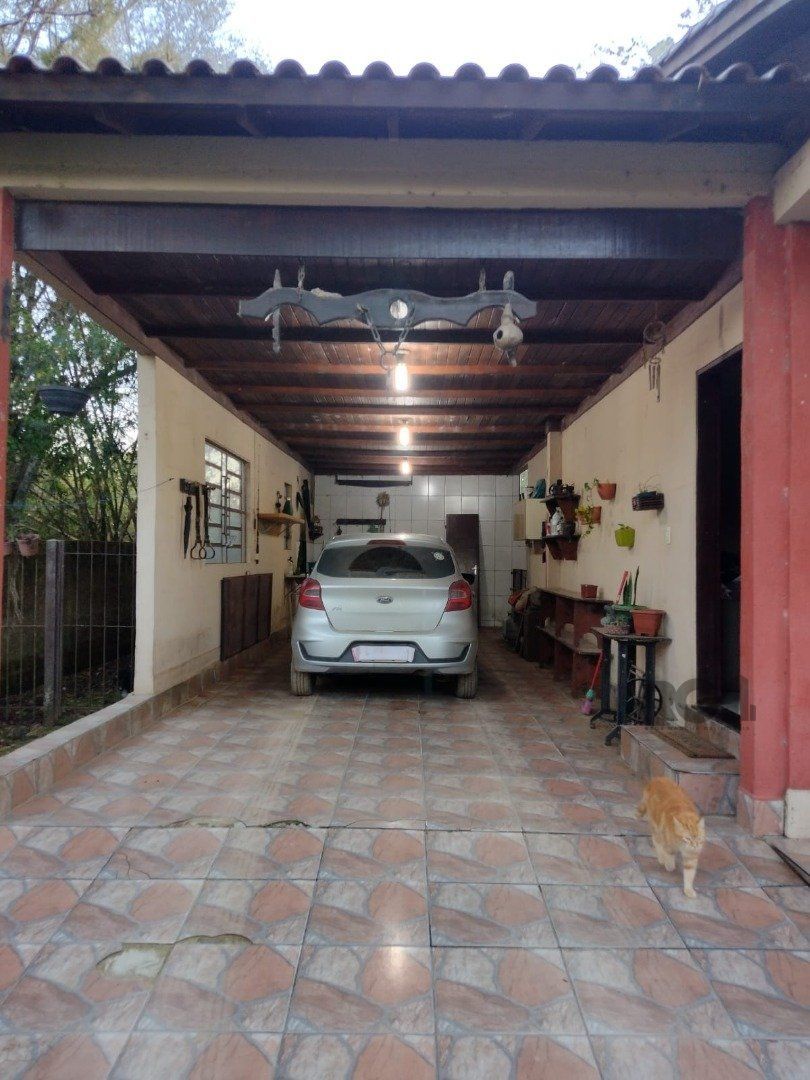 Casa à venda com 3 quartos, 281m² - Foto 2