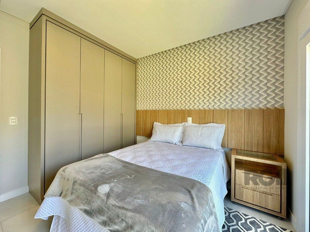 Casa, 4 quartos, 260 m² - Foto 29