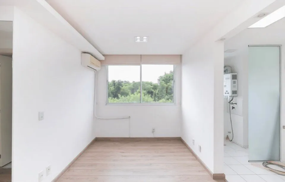 Apartamento de 3 dormitórios, 1 suíte e 1 vaga escriturada no bairro Ipanema.