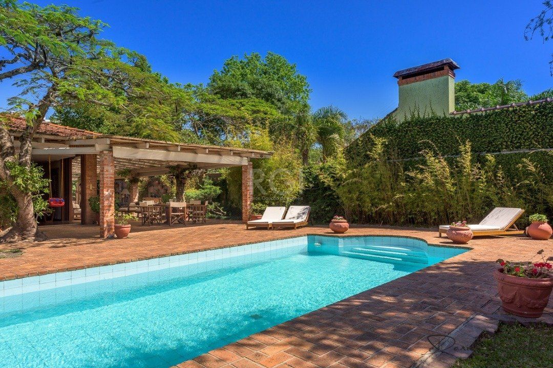 Casa à venda com 5 quartos, 418m² - Foto 4