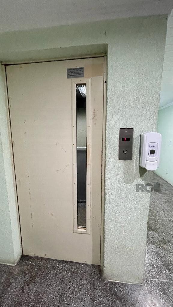 Apartamento à venda com 2 quartos, 58m² - Foto 11