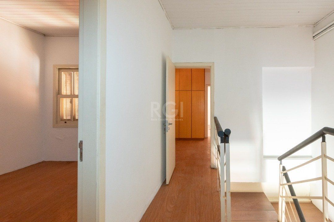 Casa à venda com 3 quartos, 232m² - Foto 28