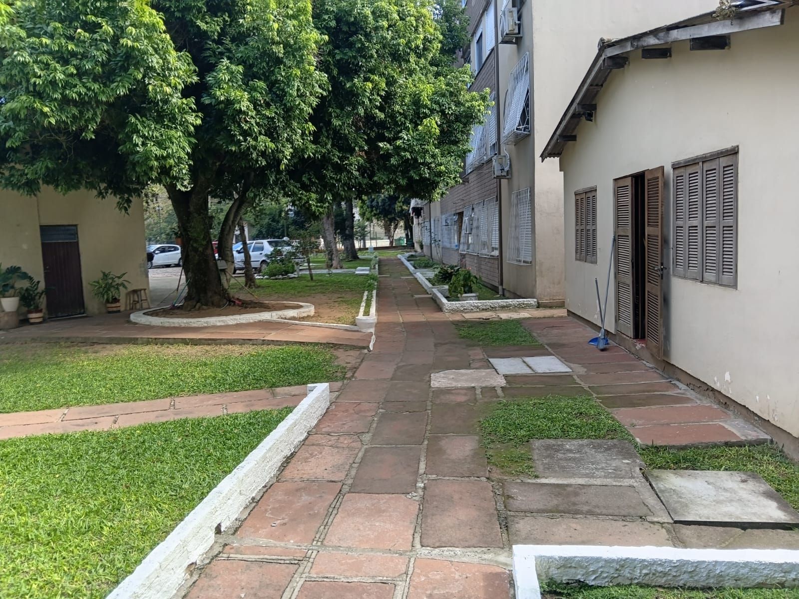 APARTAMENTO 2 QUARTOS, BAIRRO CAVALHADA