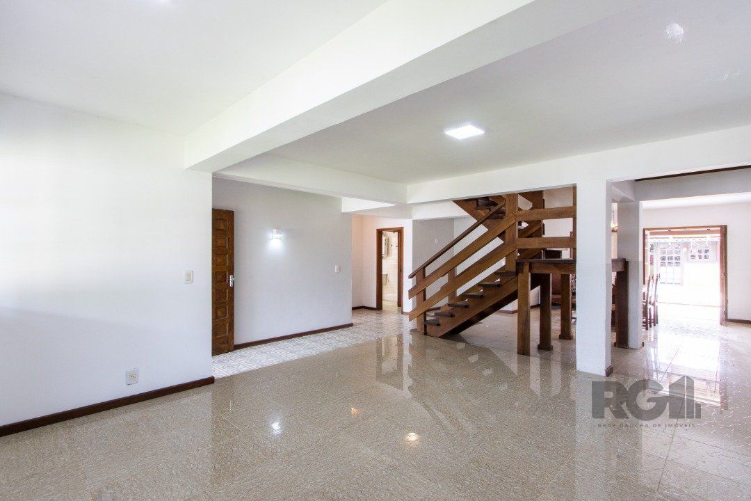 Casa à venda com 4 quartos, 256m² - Foto 9