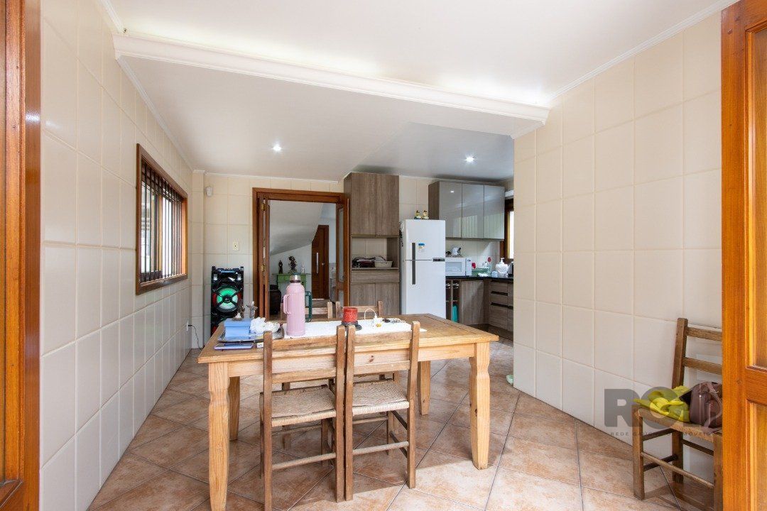Casa à venda com 6 quartos, 342m² - Foto 14